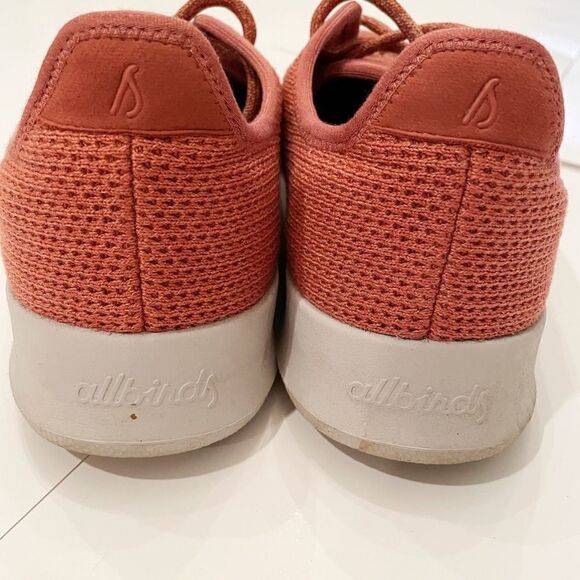 AllBirds  100% Wool Sneakers Trail Runner size 9 Nantucket Red - Picture 5 of 8